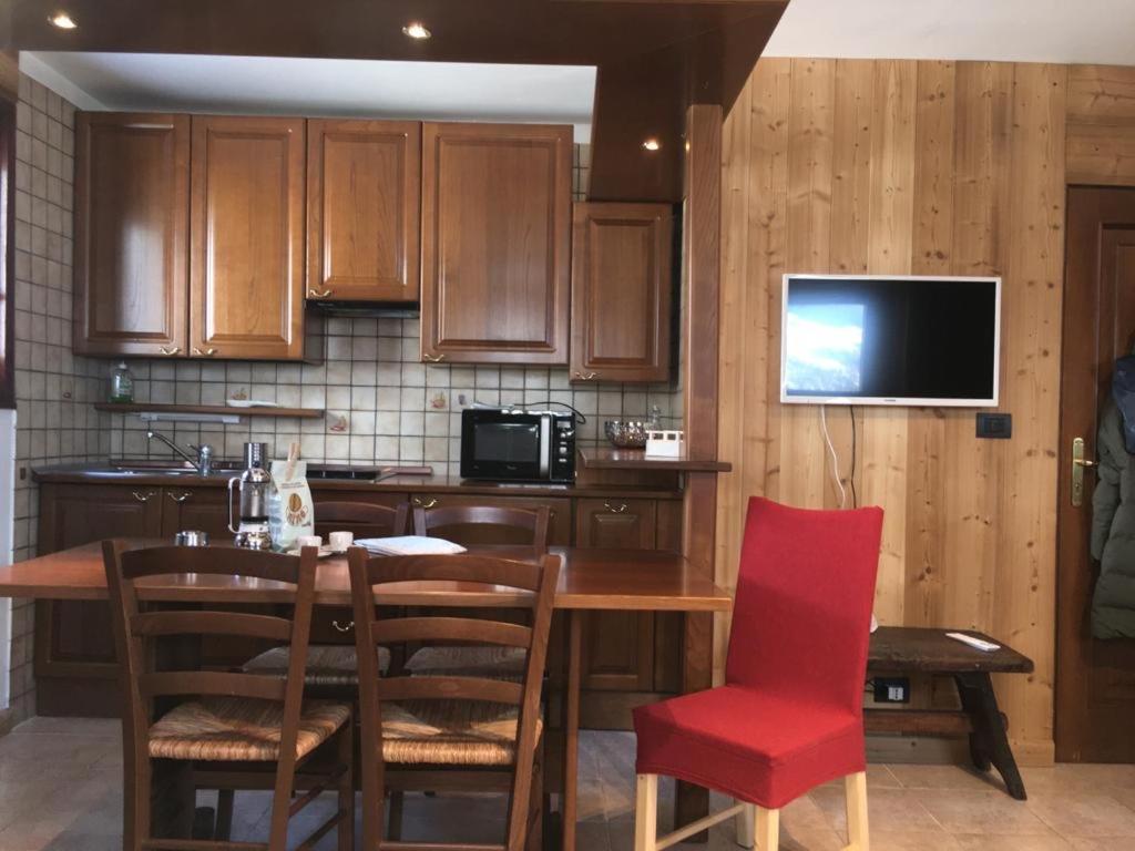 Aroma Di Legno E Profumo Di Neve Apartment Breuil-Cervinia Ngoại thất bức ảnh